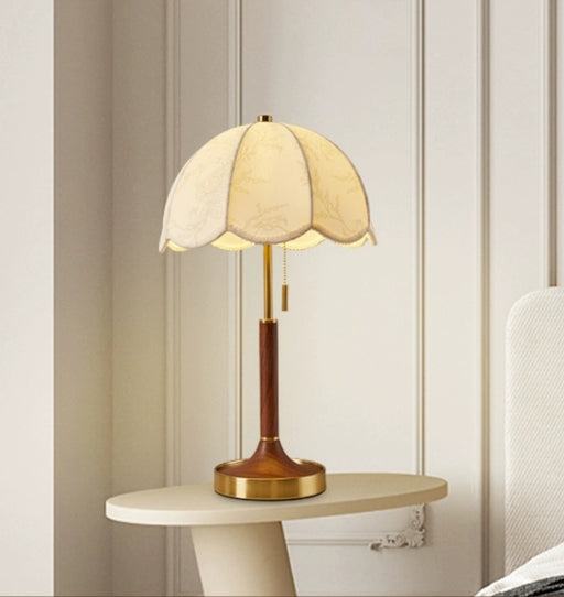 French Retro Chinese Ancient Style Table Lamp