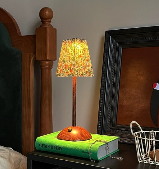 Scandinavian Pleated Table Lamp