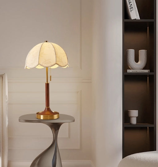 French Retro Chinese Ancient Style Table Lamp